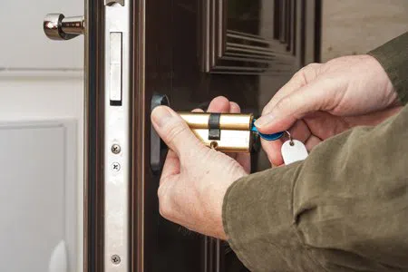 Cutler Bay Locksmith Service Cutler Bay, FL 305-744-5501 - zip-01